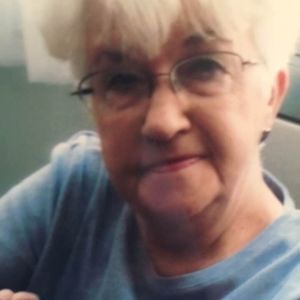 Meet your Posher, Lois